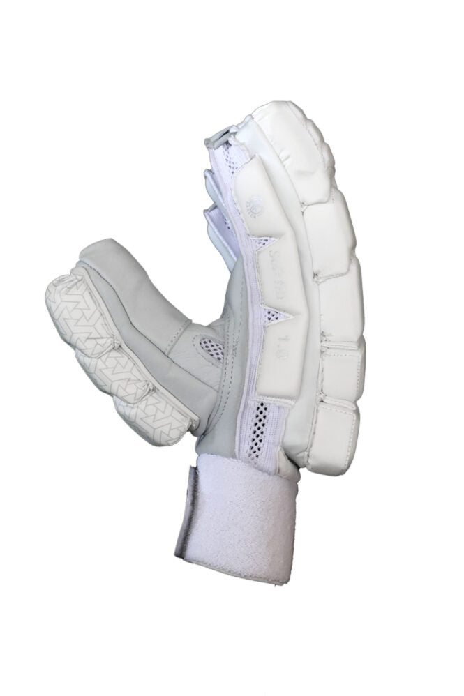 SS TON PRO 1.0 (RUTURAJ GAIKWAD) CRICKET BATTING GLOVES JR SPORTS