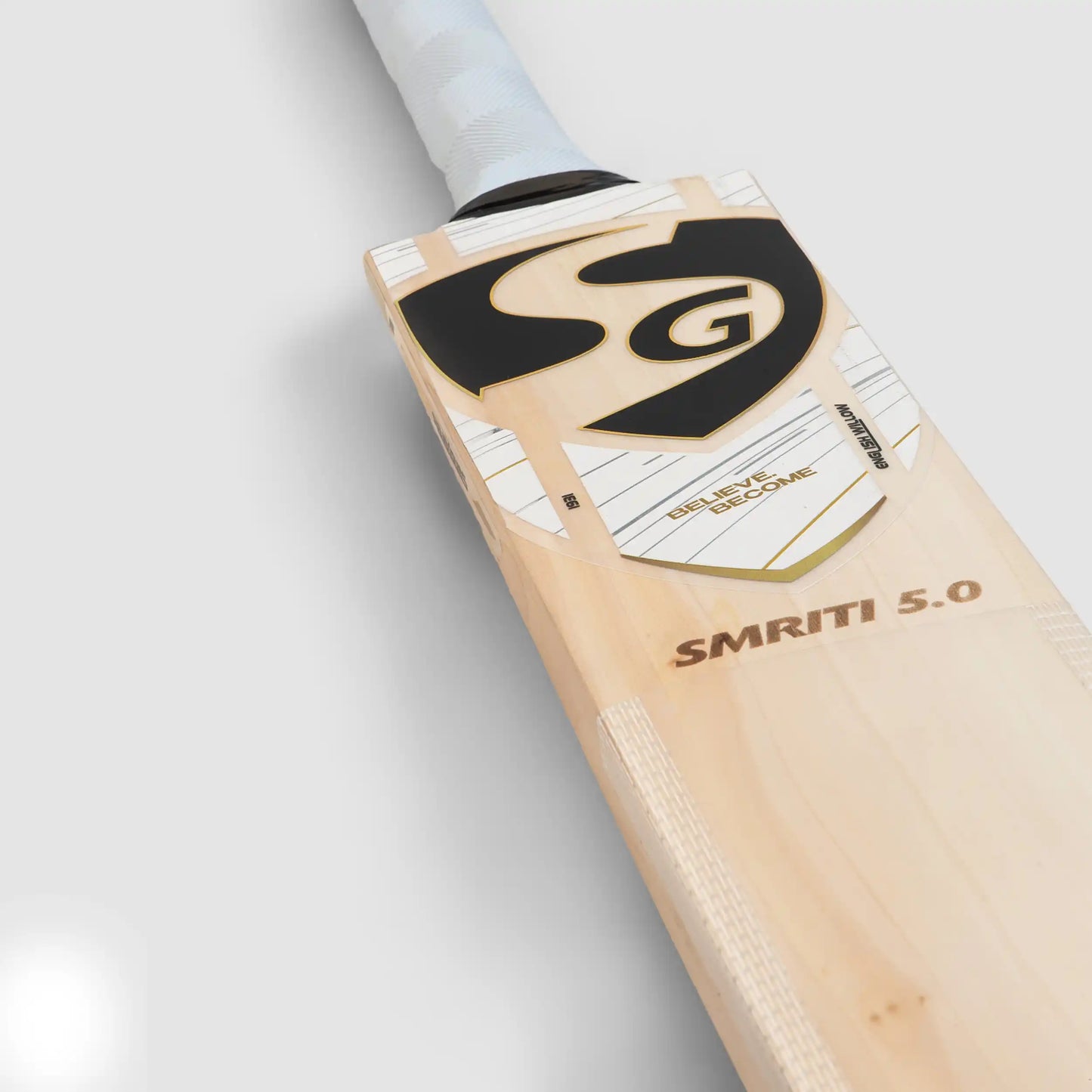 SG Smriti 5.0 English Willow Cricket Bat – Lightweight Women's Cricket Bat JR SPORTING GOODS INC
