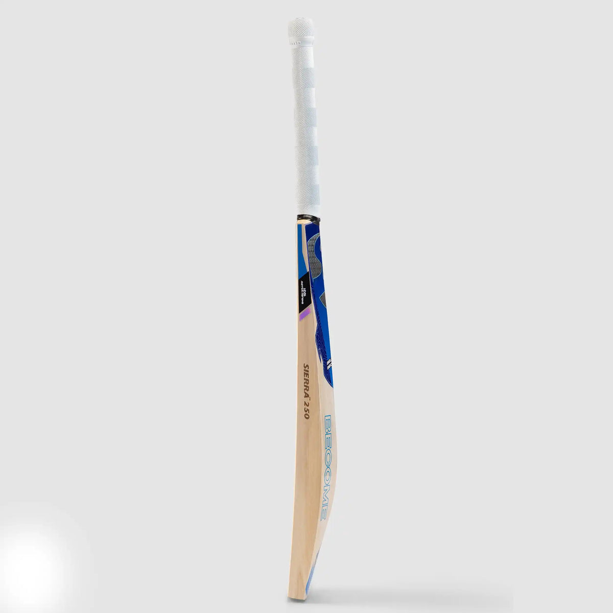 SG Sierra 250 English Willow Cricket Bat – Grade 4 SH JR SPORTING GOODS INC