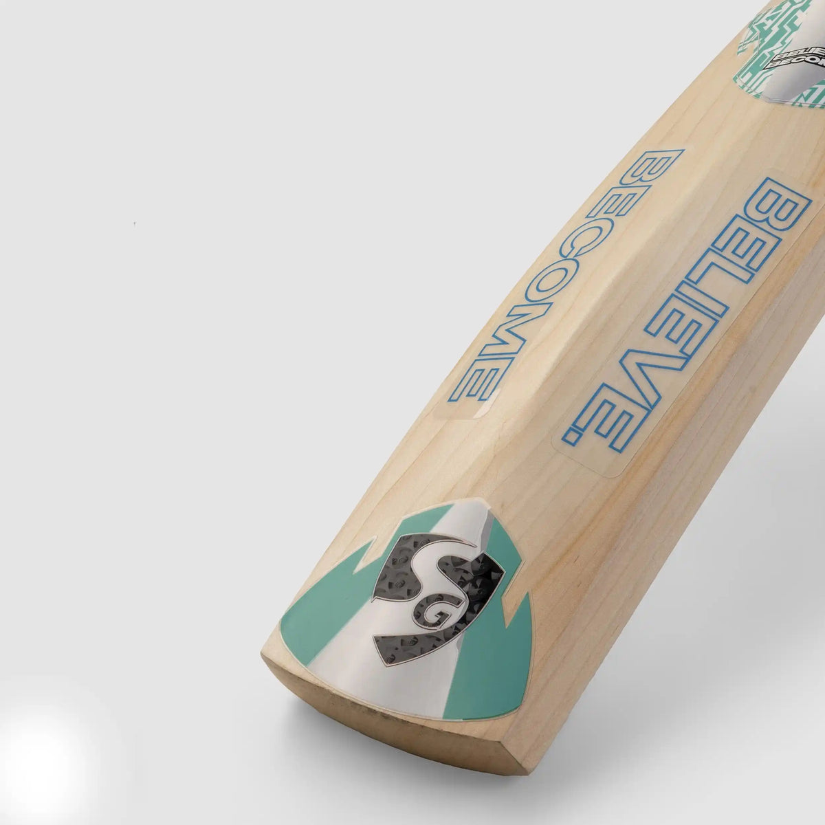 SG Player Xtreme English Willow Cricket Bat – Grade 4 SH JR SPORTING GOODS INC