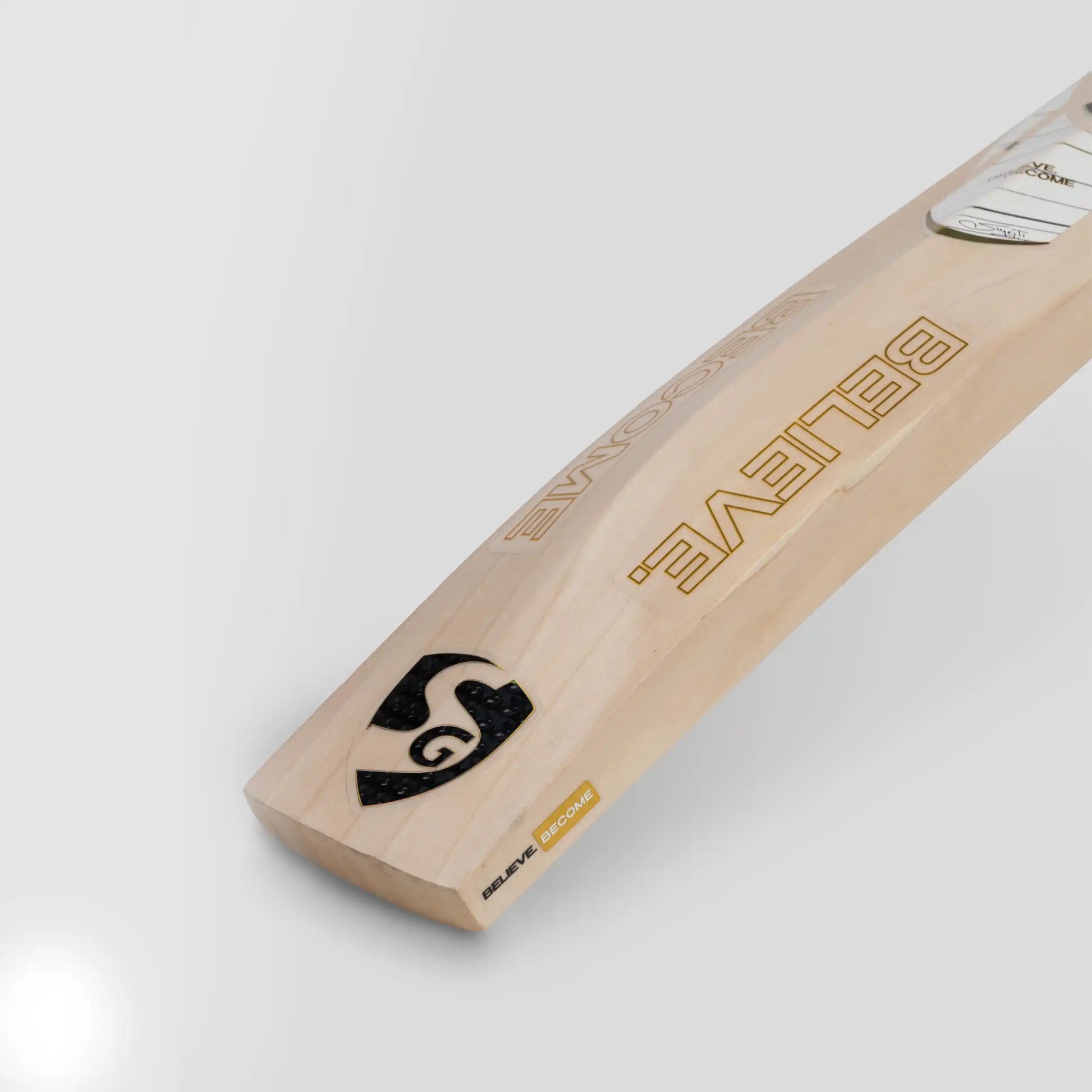Buy SG Smriti 3.0 English Willow Cricket Bat 2026 | Professional Cricket Bat USA JR SPORTING GOODS INC
