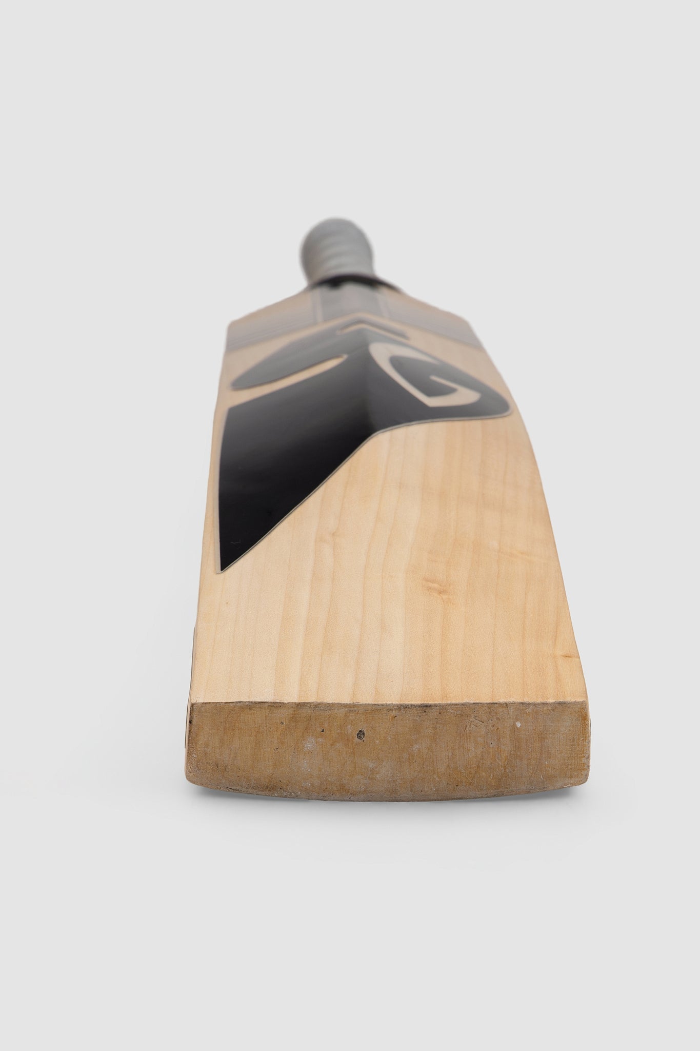 SG Sunny Tonny Classic Black English Willow Cricket Bat 2026 | Premium Professional Cricket Bat JR SPORTING GOODS INC